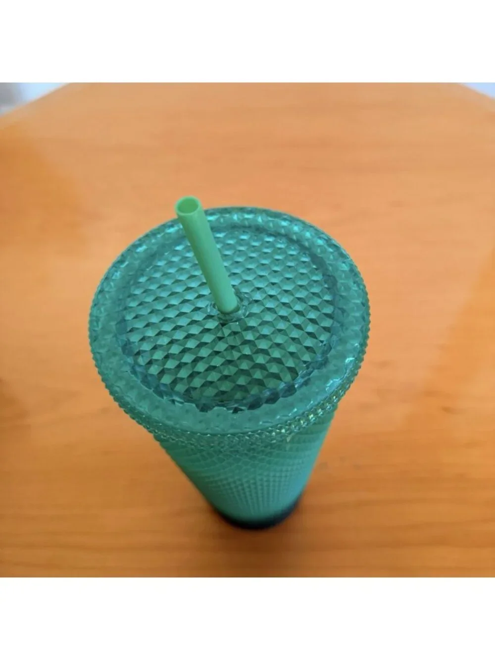 Starbucks 2022 Green Waxberry Ombre Gradient Studded 24oz Venti Tumbler Travel